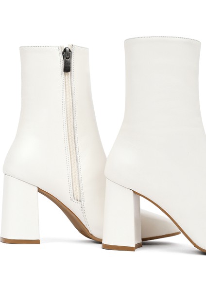 Kadın Krem Fermuarlı Kalın Topuklu Deri Bot 25WFD130818