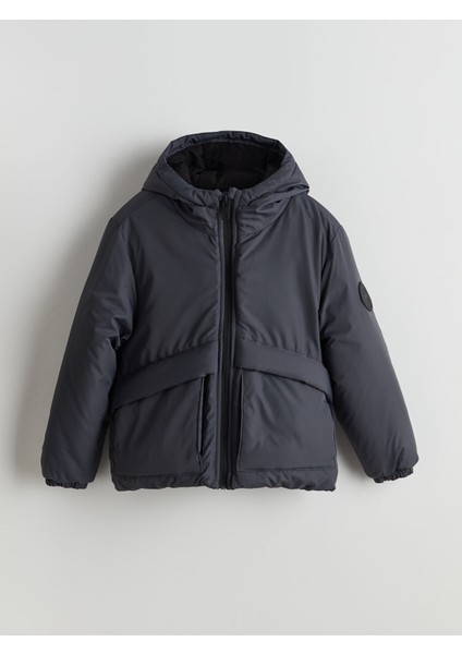 Yeni Sezon Kapüşonlu Erkek Çocuk Şişme Mont