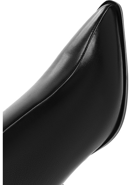 Kadın Siyah Fermuarlı Topuklu Deri Bot 25WFD490018