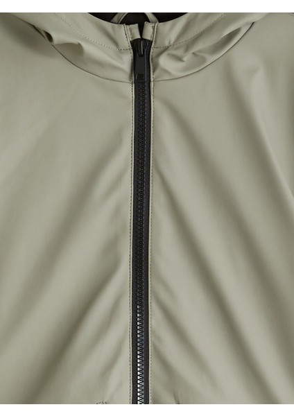 Yeni Sezon Kapüşonlu Erkek Çocuk Mont fiyatları