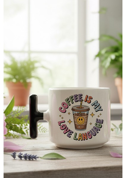 Coffee Is My Love Language Baskılı Siyah Renkli T Kulplu Latte Fincanı Kupa