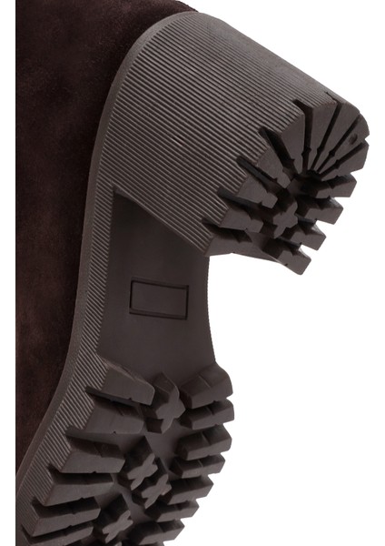 Kadın Kahverengi Fermuarlı Kalın Topuklu Süet Deri Çizme 25WFD201410