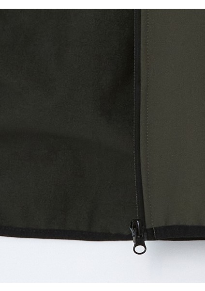 Yeni Sezon Kapüşonlu Erkek Çocuk Mont modelleri