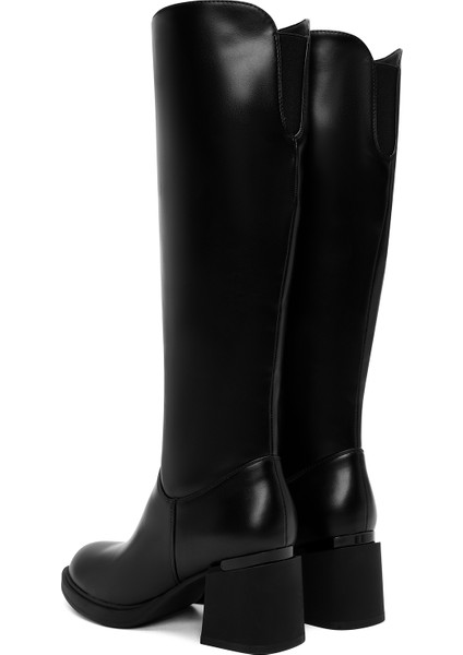 Kadın Siyah Fermuarlı Kalın Topuklu Çizme 25WFE401318