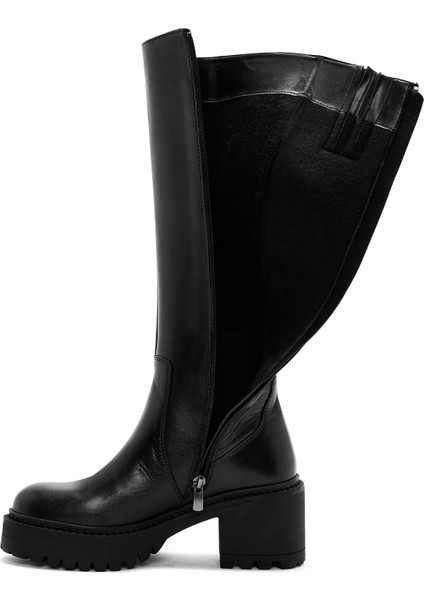 Kadın Siyah Fermuarlı Kalın Topuklu Deri Çizme 25WFD510618