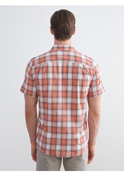 Yeni Sezon Regular Fit Kısa Kollu Ekose Poplin Erkek Gömlek fırsatları