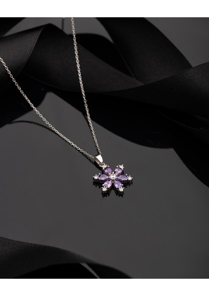 925 Ayar Ametist Taşlı Rodyum Lotus Çiçeği Gümüş Kolye