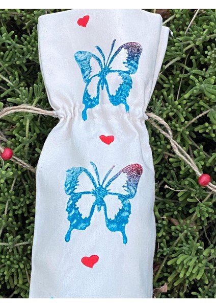 Bej Pamuklu Kelebek Desenli Büzgülü Şişe Kılıfı El Yapımı modelleri