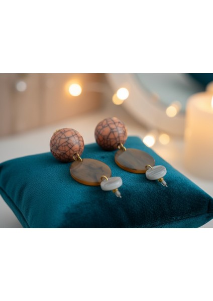 Yuvarlak Taşlı Desenli Renkli Top Küpe 7,5cm