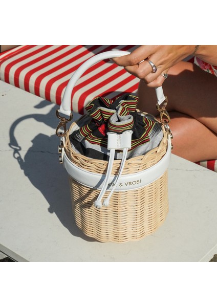 Okordule - Beyaz Deri Renkli Çizgili El Çantası fırsatları