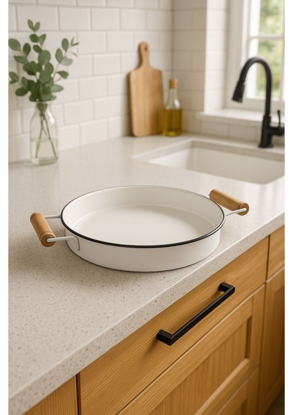 26 cm Yuvarlak Ahşap Kulplu Country Tarzı Siyah Kenarlı Beyaz Küçük Boy Metal Tepsi