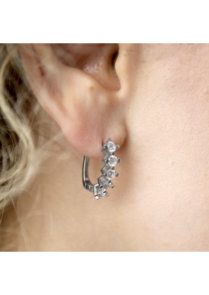 Kare Tırnak Zirkon Taşlı Pırlanta Modeli 925 Ayar Gümüş Beştaş Küpe- Taşlar 3 mm