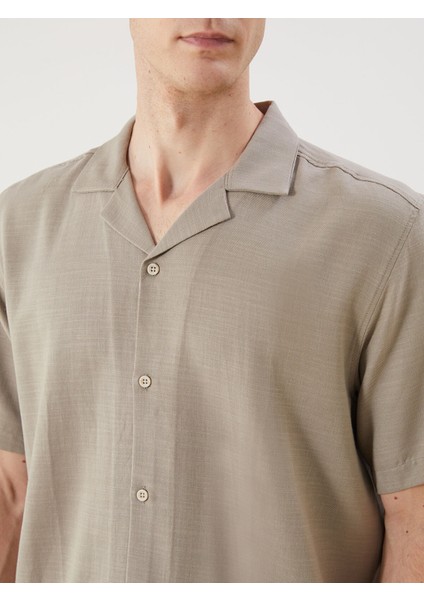 Yeni Sezon Regular Fit Kısa Kollu Keten Görünümlü Erkek Gömlek modelleri