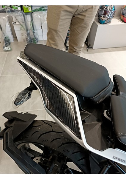 CF-250/NK Yan Depo Koruma 6d Karbon Kaydırmaz Tank Pad