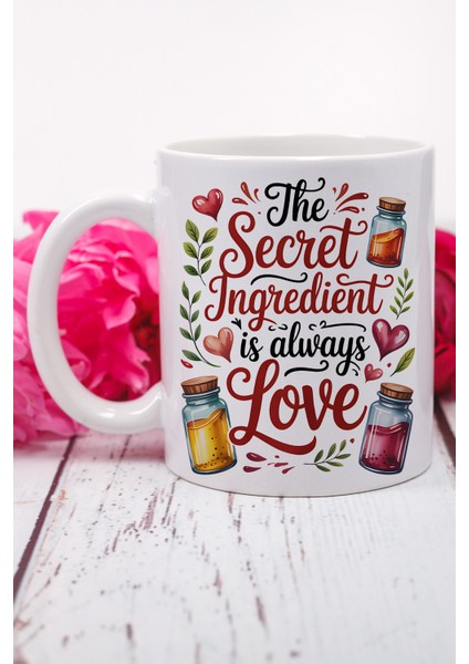 Secret Ingredians Is Love Baskılı Hediyelik Kupa Bardak