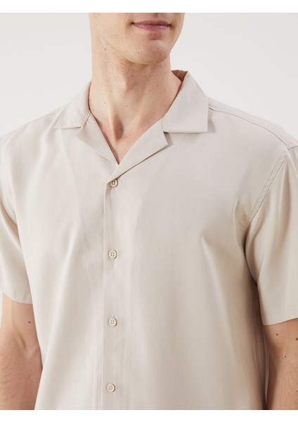 Yeni Sezon Regular Fit Kısa Kollu Armürlü Erkek Gömlek modelleri