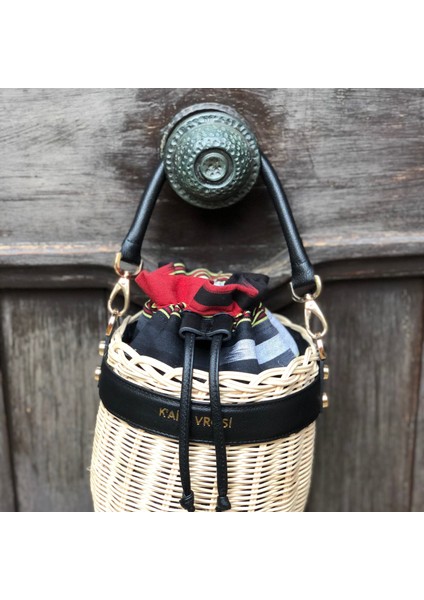 Okordule - Siyah Deri Renkli Çizgili El Çantası fiyatları