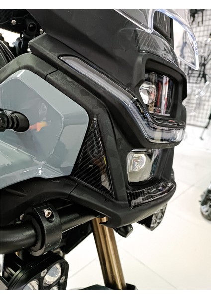 CF-450/MT YAN DEPO ULTIMATE KORUMA 6D KARBON KAYDIRMAZ TANK PAD modelleri