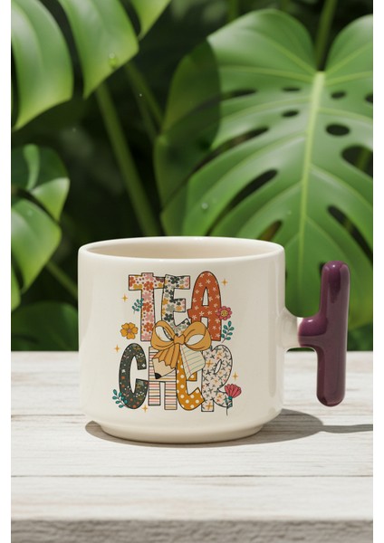 Teacher Çiçek Desenli Öğretmen Baskılı Lila Renkli T Kulplu Latte Fincanı Kupa