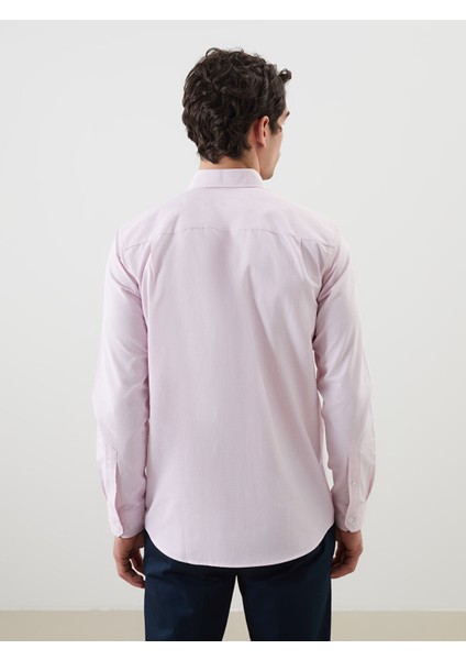 Yeni Sezon Regular Fit Uzun Kollu Ekose Poplin Erkek Gömlek fırsatları