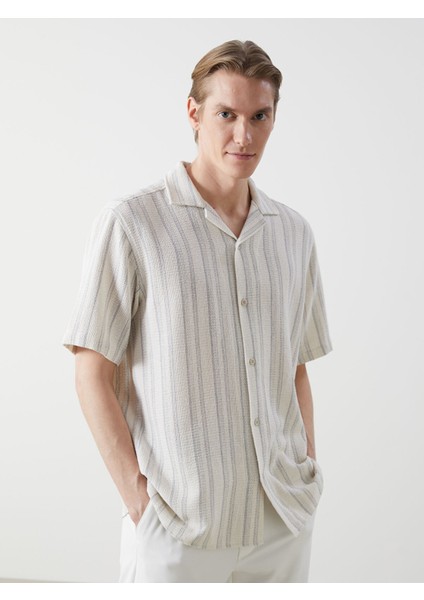 Yeni Sezon Regular Fit Kısa Kollu Çizgili Erkek Gömlek