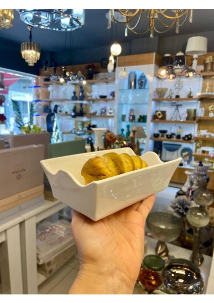 Beyaz Porselen Mini Ekmeklik/sunum Tabak 18CM