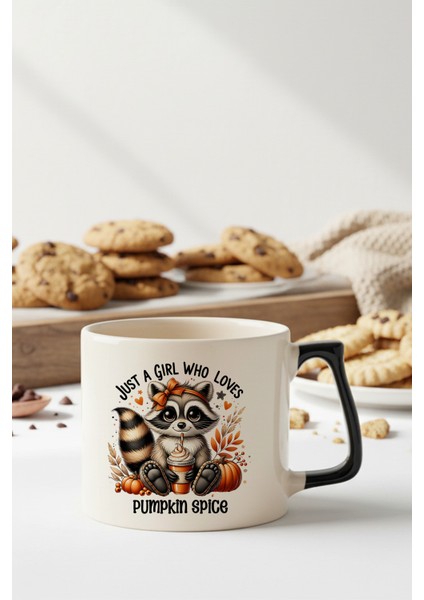 Just A Girl Who Loves Pumpkin Spice Baskılı Siyah D Kulplu Kupa Bardak