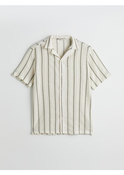 Yeni Sezon Regular Fit Kısa Kollu Çizgili Erkek Gömlek indirimleri