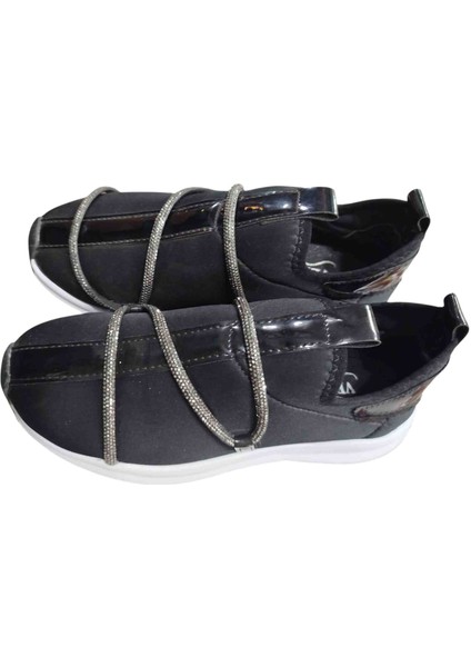 Taşlı Bayan Spor Ayakkabı indirimleri