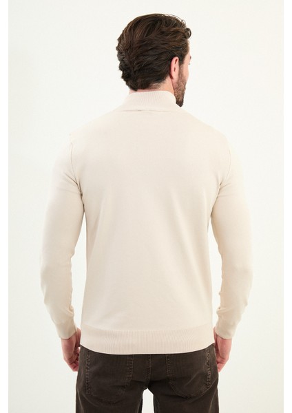 Düz Slim Fit Fermuarlı Yarım Balıkçı Erkek Triko Kazak modelleri