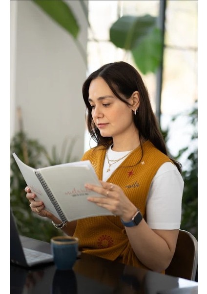 Nakışlı Kruvaze Yelek Yetişkin - Hardal modelleri