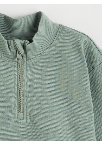 Yeni Sezon Dik Yaka Erkek Çocuk Sweatshirt fiyatları