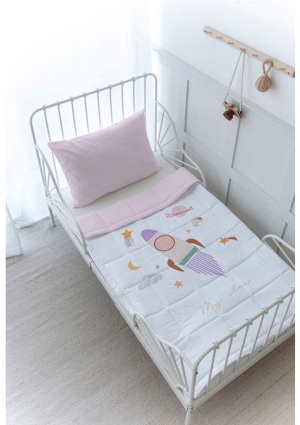 Organik Baskılı Bebek (100X150 Cm) Yorgan Seti - Iconic Serisi - Vintage Uzay