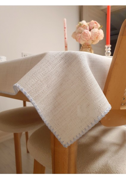 Etamin Işlemelik Masa Örtüsü