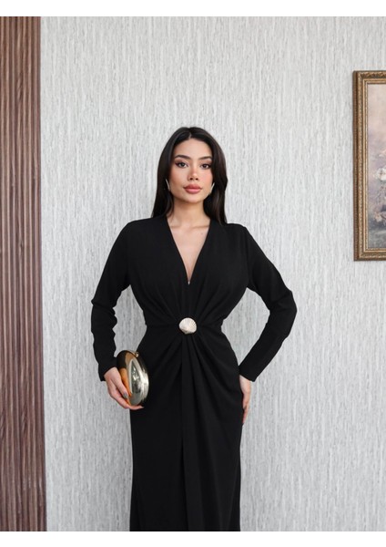 Istiridye Aksesuarlı Uzun Kol Elbise fiyatları