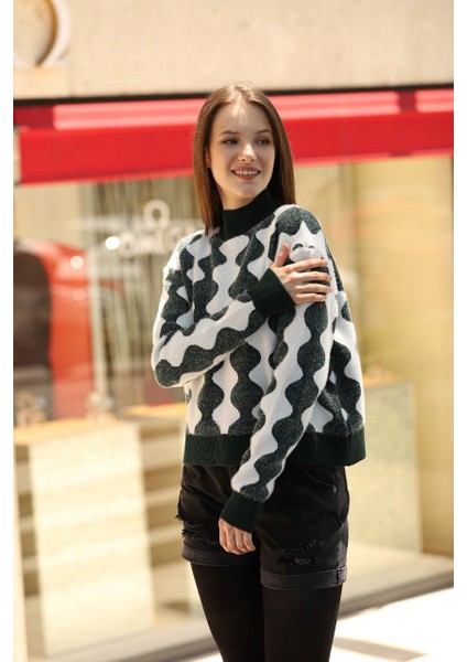 Desenli Erciyes Triko Kazak- Yeşil Beyaz fırsatları