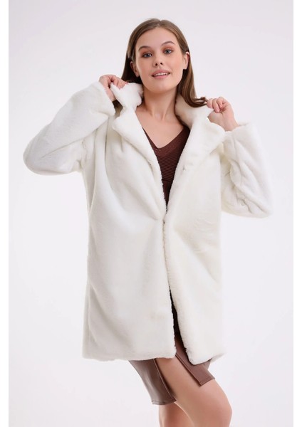 Kadın Astarlı Çift Cepli Suni Peluş Kürk Yumoş Ceket