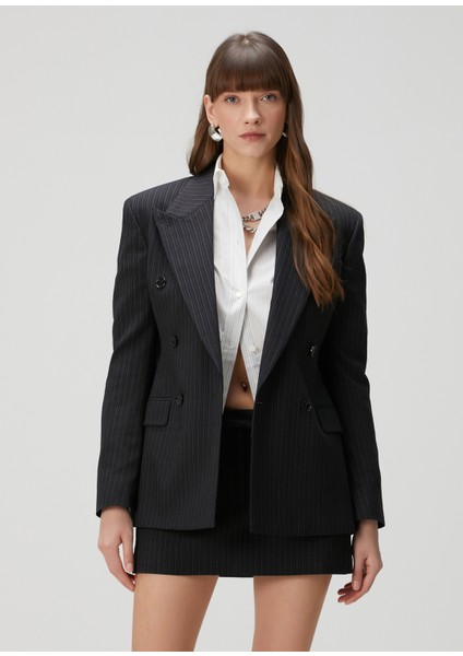 Siyah Çizgili Yün Blazer