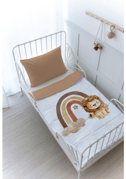 Organik Baskılı Bebek (100X150 Cm) Yorgan Seti - Iconic Serisi - Vintage Aslan