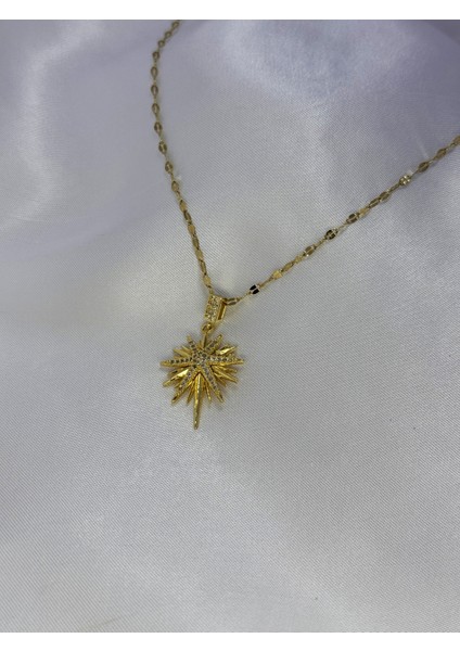 Gold Kuzey Yıldızı Kolye fırsatları