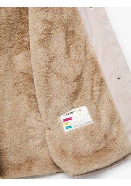 Kapşonlu Peluş Detaylı Kapaklı Cepli Uzun Kollu Mont fırsatları