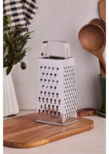 Grattugia Kutu Metal Saplı Rende 23 cm 4 Yüzeyli Peynir ve Sebze Rendesi