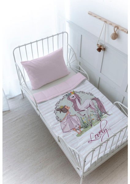 Organik Baskılı Bebek (100X150 Cm) Yorgan Seti - Iconic Serisi - Unicornla Sohbet