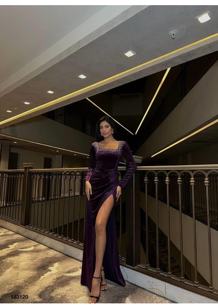 Kare Yaka Taşlı Uzun Kollu Kadife Abiye Elbise Mor 583120