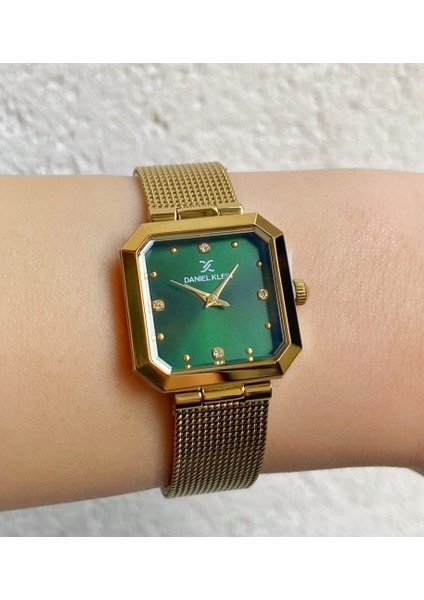 DKE.1.10954 Kare Kadran Hasır Kordon 3 Atm Suya Dayanıklı Kadın Kol Saati