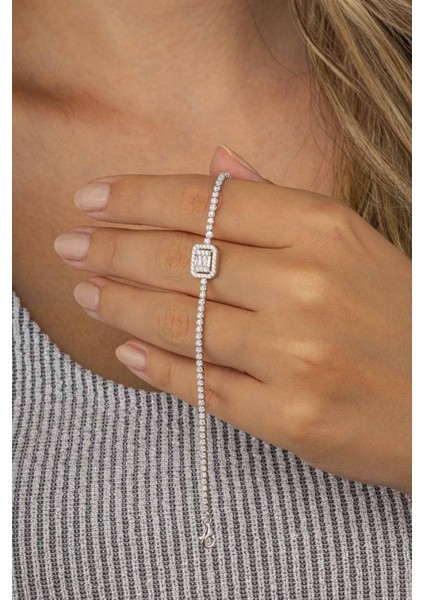 Orta Baget Taşlı Su Yolu Kadın Gümüş Bileklik modelleri