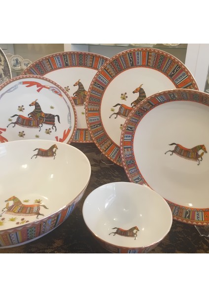 Bawarıa 6 Kişilik 28 Parça At Desenli Yemek Takımı fırsatları