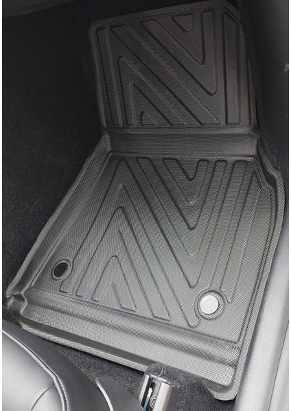 Tesla Model Y 2019 ve Sonrası Havuzlu Oto Paspas modelleri