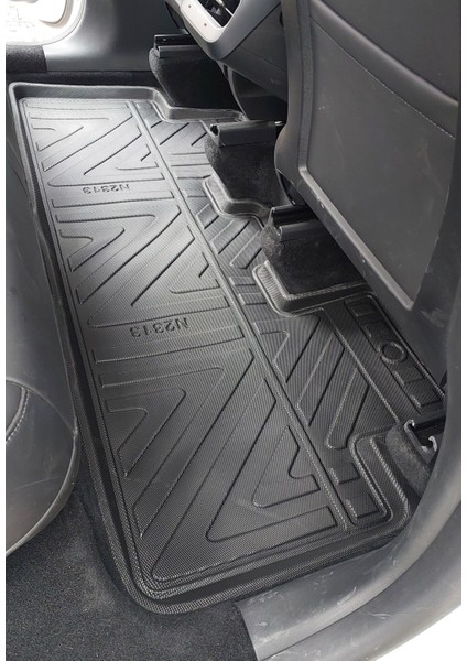 Tesla Model Y 2019 ve Sonrası Havuzlu Oto Paspas fırsatları