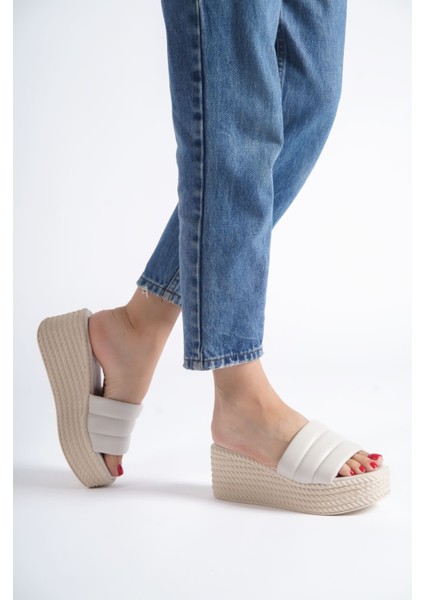 Reına Dolgu Topuklu Ortopedik Taban Hasır Görünümlü Kadın Terlik Ckt - Krem fiyatları